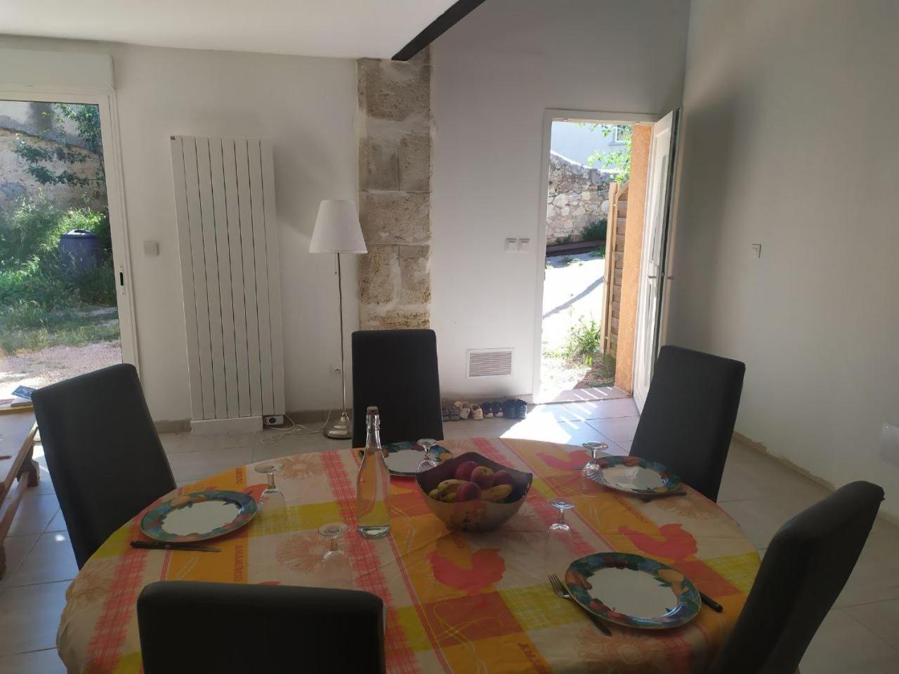 Duplex Avec Jardin Et Grande Terrasse 8-10 Personnes Villa Campagnan Luaran gambar